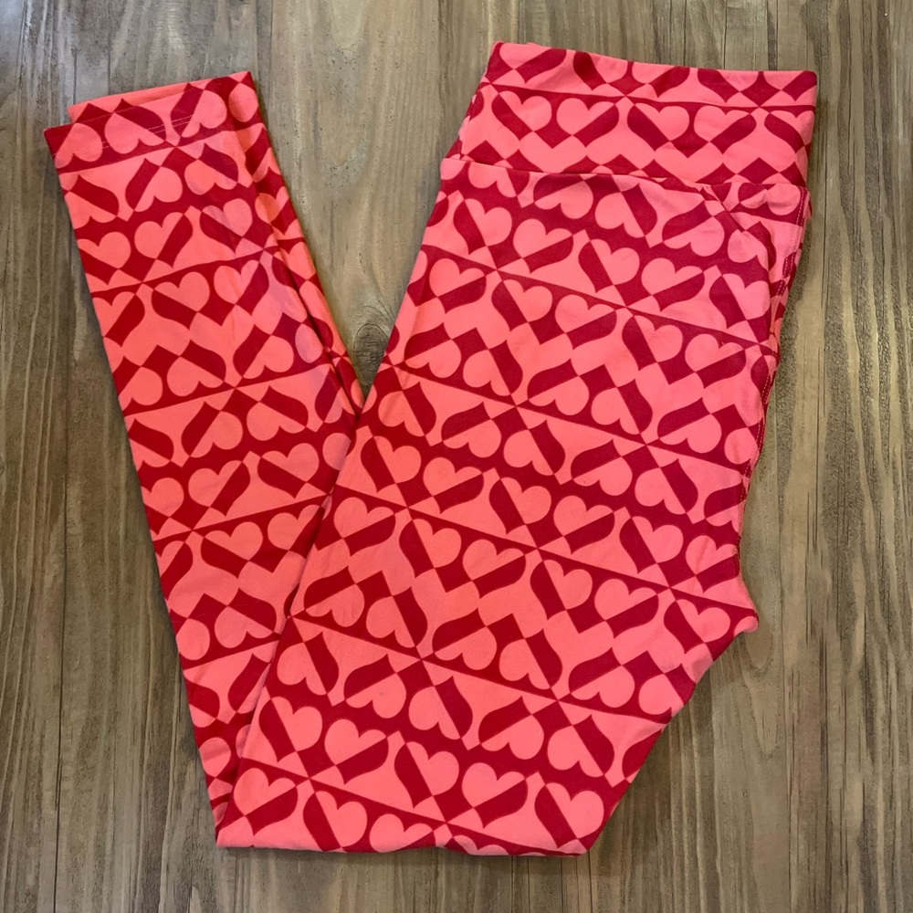 2 pairs of LuLaRoe Valentine leggings